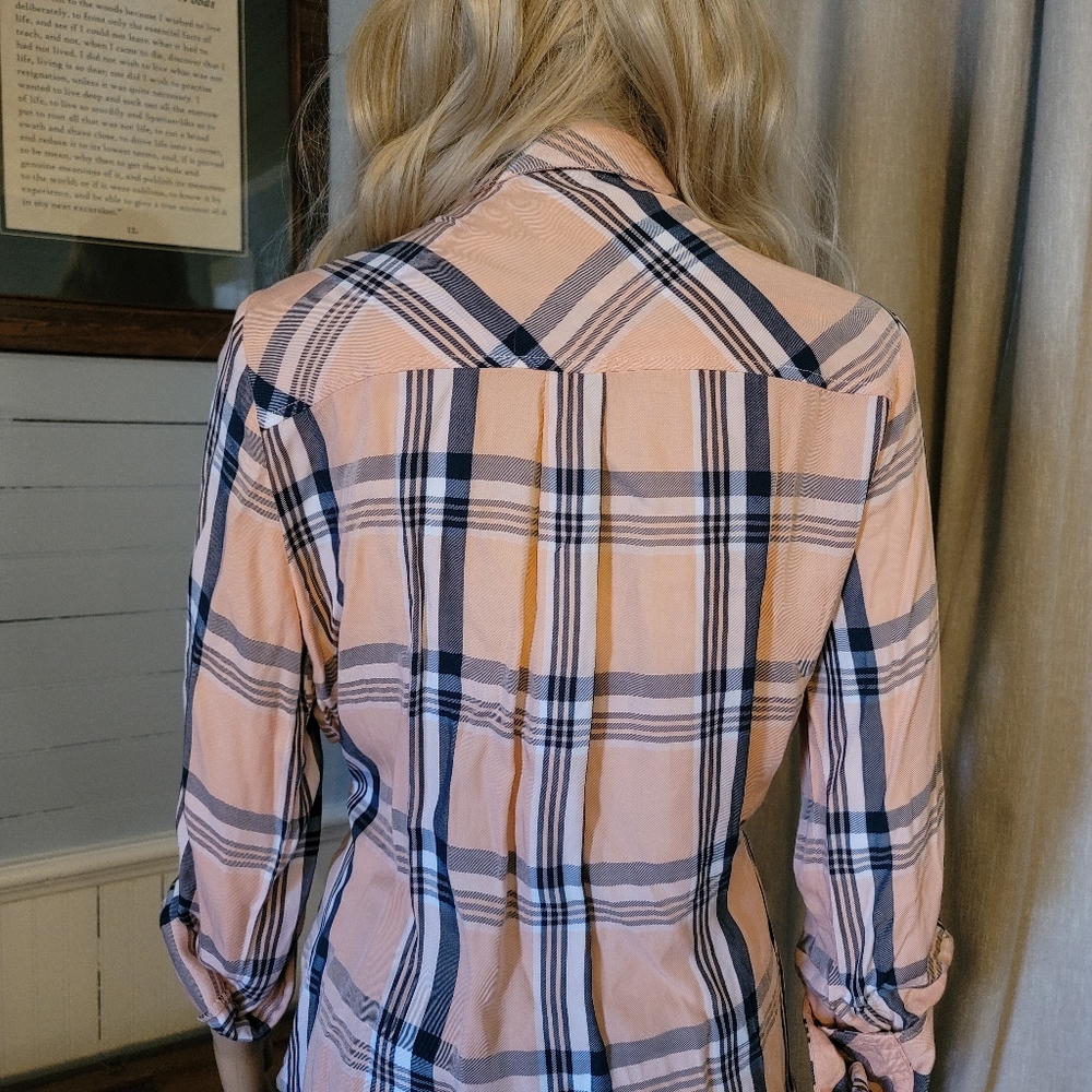 Guess button down shirt medium - Picture 2 of 3
